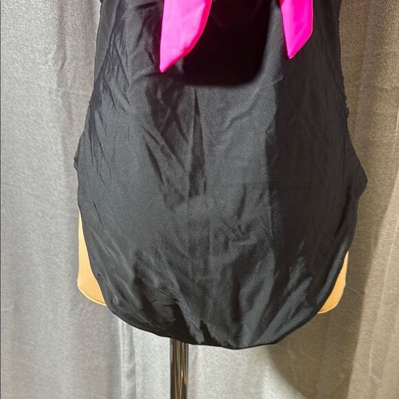 VIMPUNEC Pink and Black Swimsuit - Picture 10 of 14